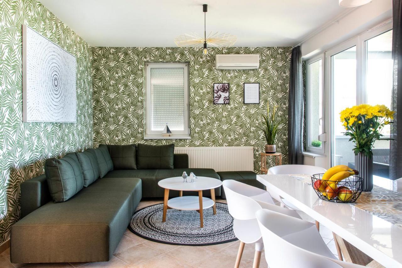 Balaton Lakeside Residence Siofok Luaran gambar