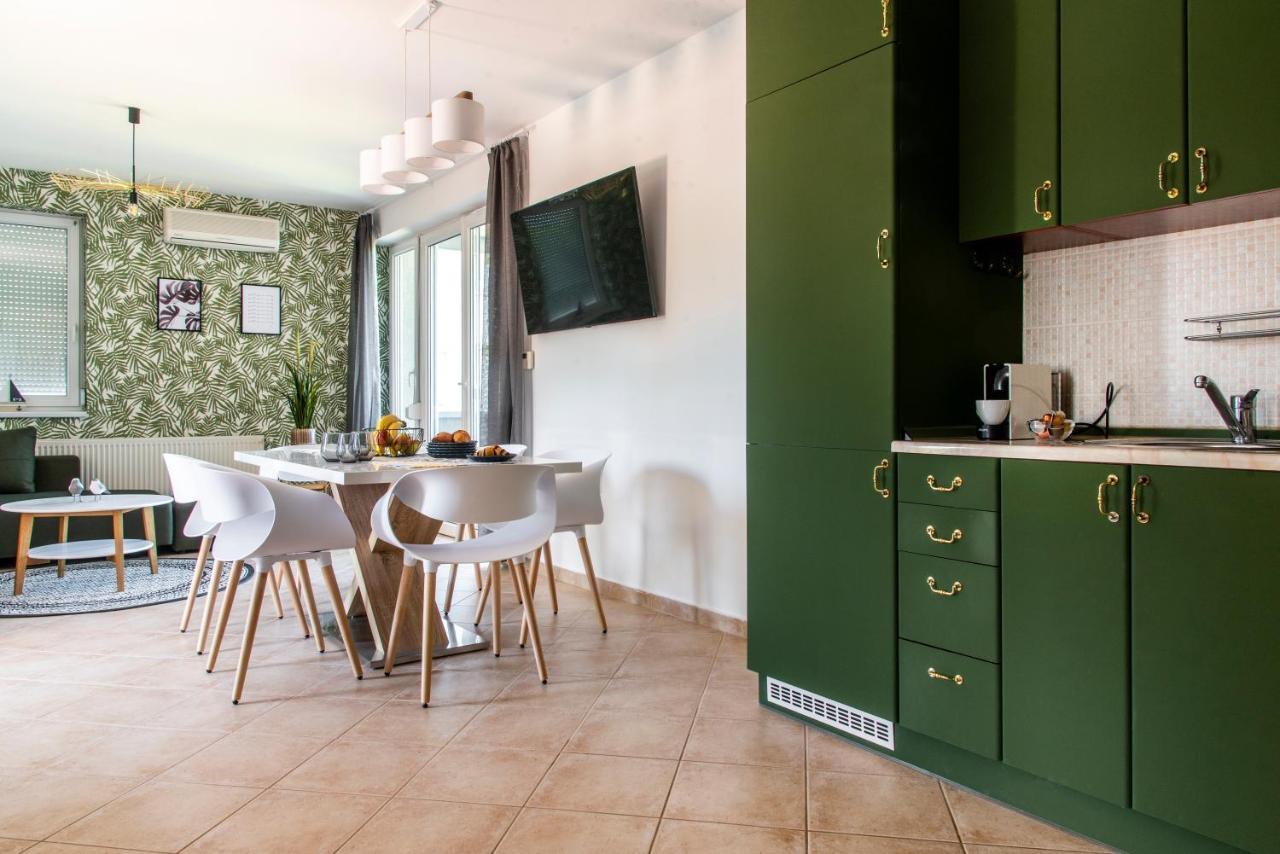 Balaton Lakeside Residence Siofok Luaran gambar