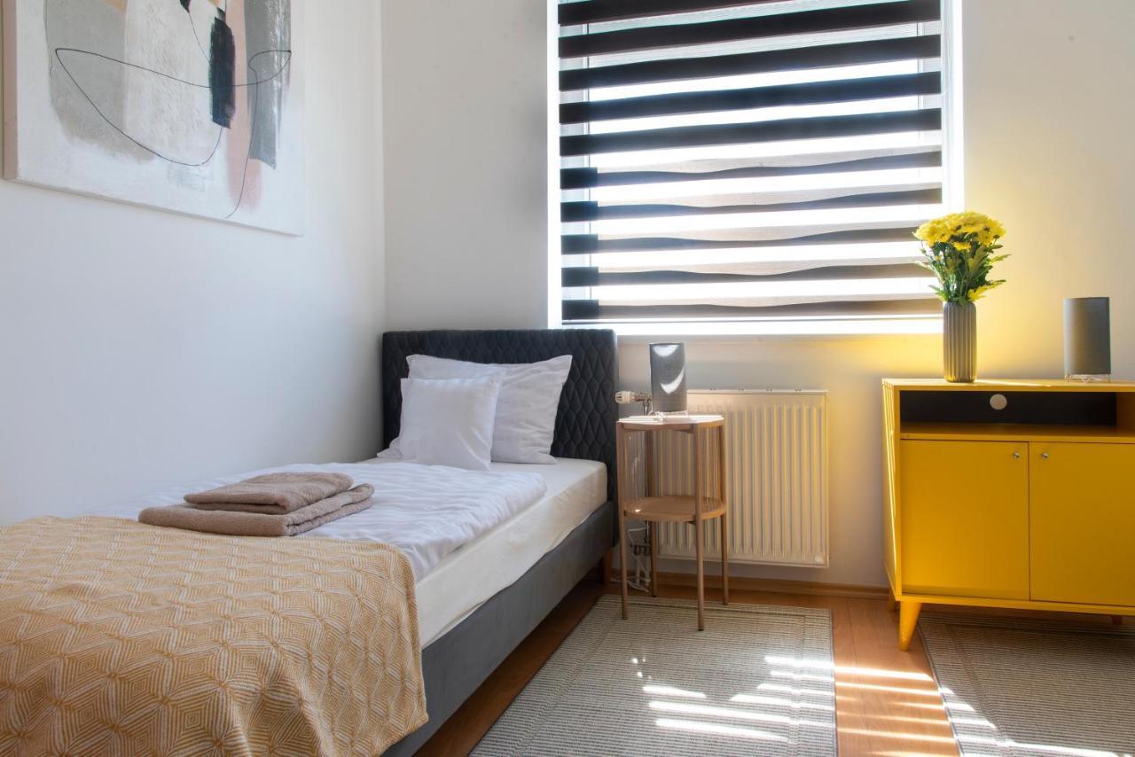 Balaton Lakeside Residence Siofok Luaran gambar