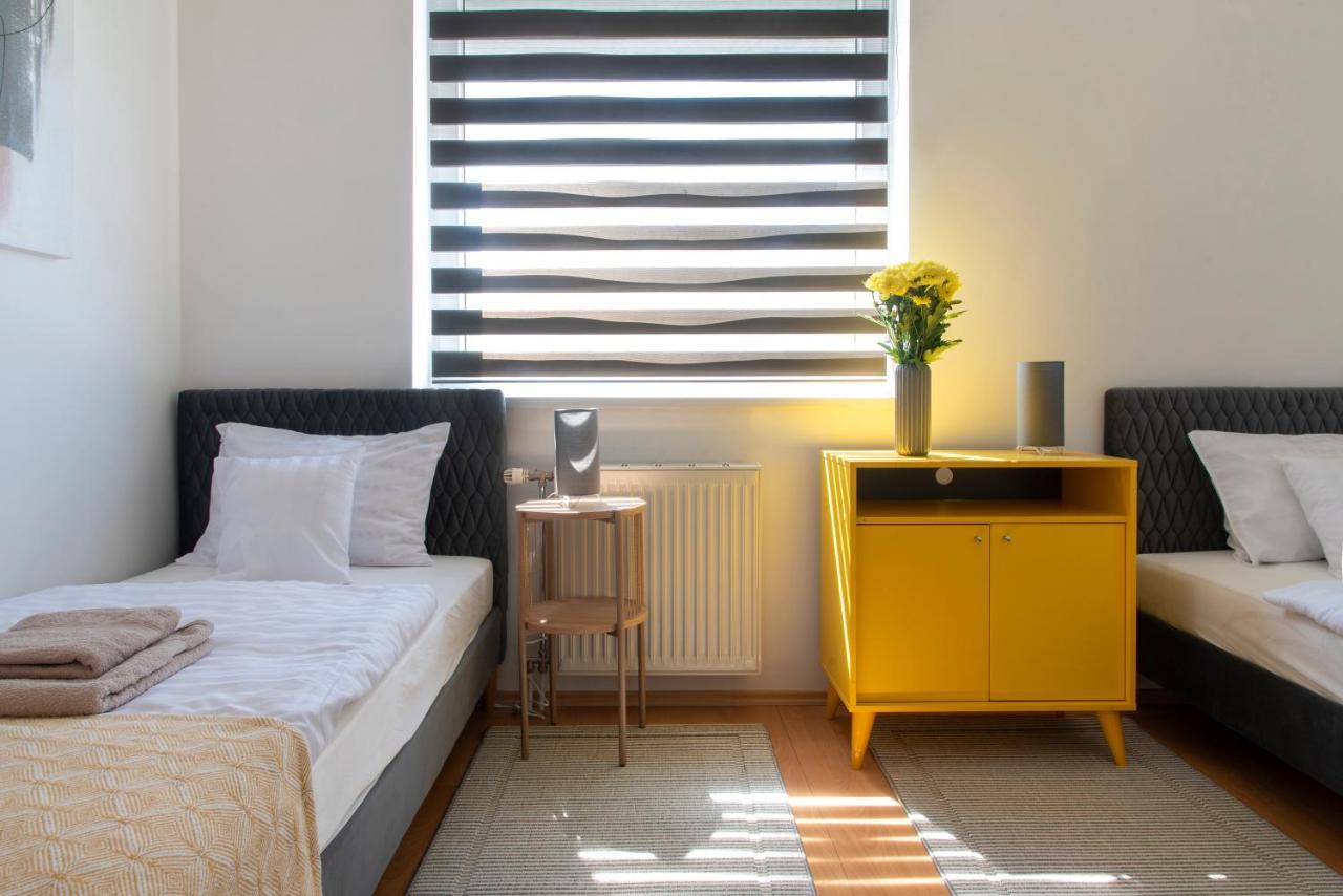 Balaton Lakeside Residence Siofok Luaran gambar