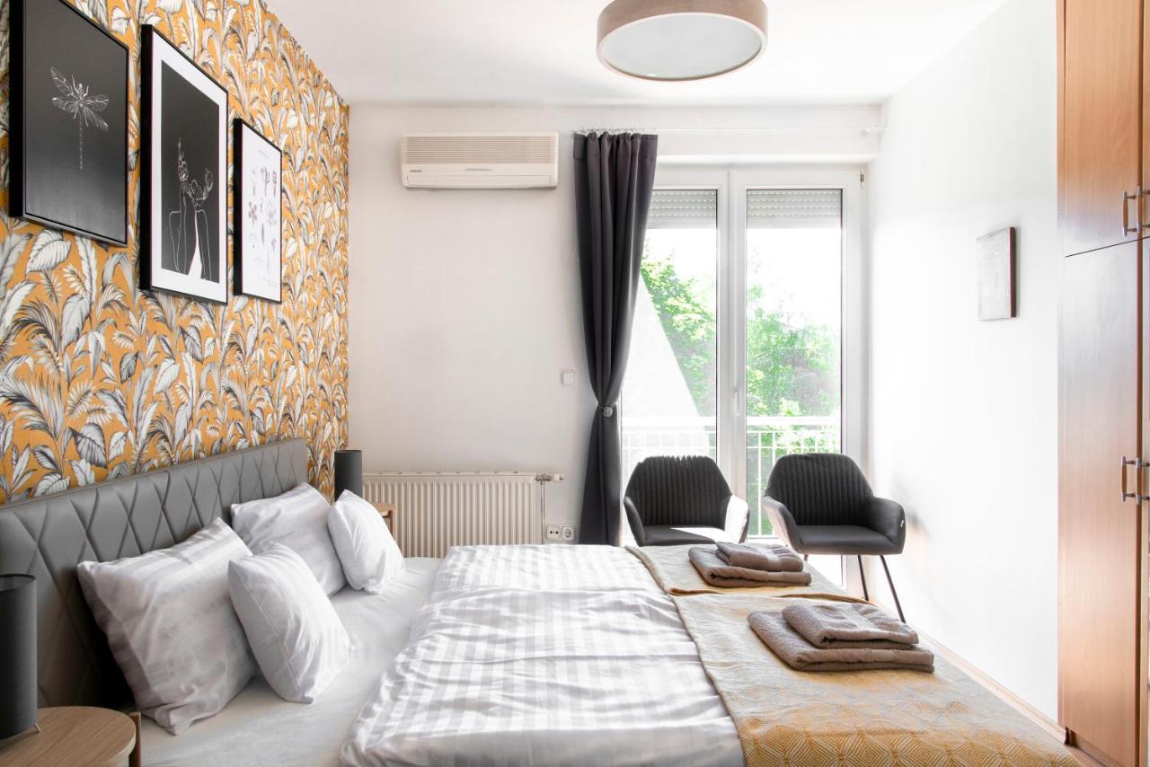 Balaton Lakeside Residence Siofok Luaran gambar
